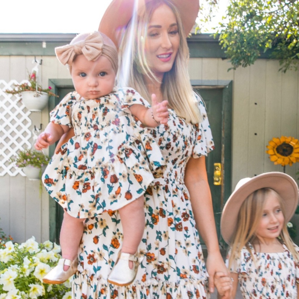 Ivy City Co. Baby Sweet Caroline Dress size 3-6 months